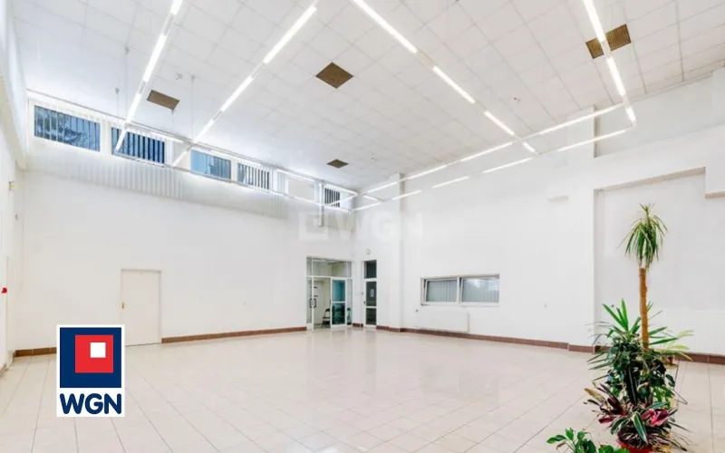 Obiekt usługowy na  sprzedaż Węgrów - Nieruchomość usługowa blisko centrum